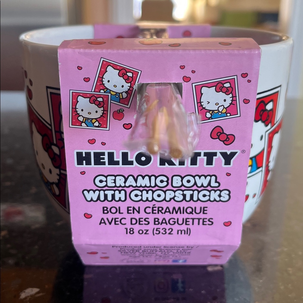 Hello Kitty 18 oz Ceramic Noodle Bowl with Chopsticks - Picture 3 of 6